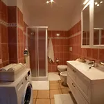 Alloro