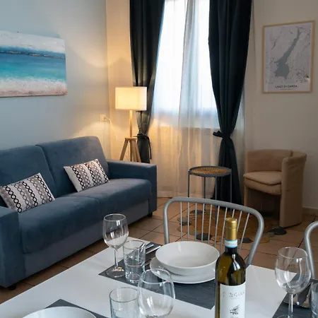 Alloro Apartment